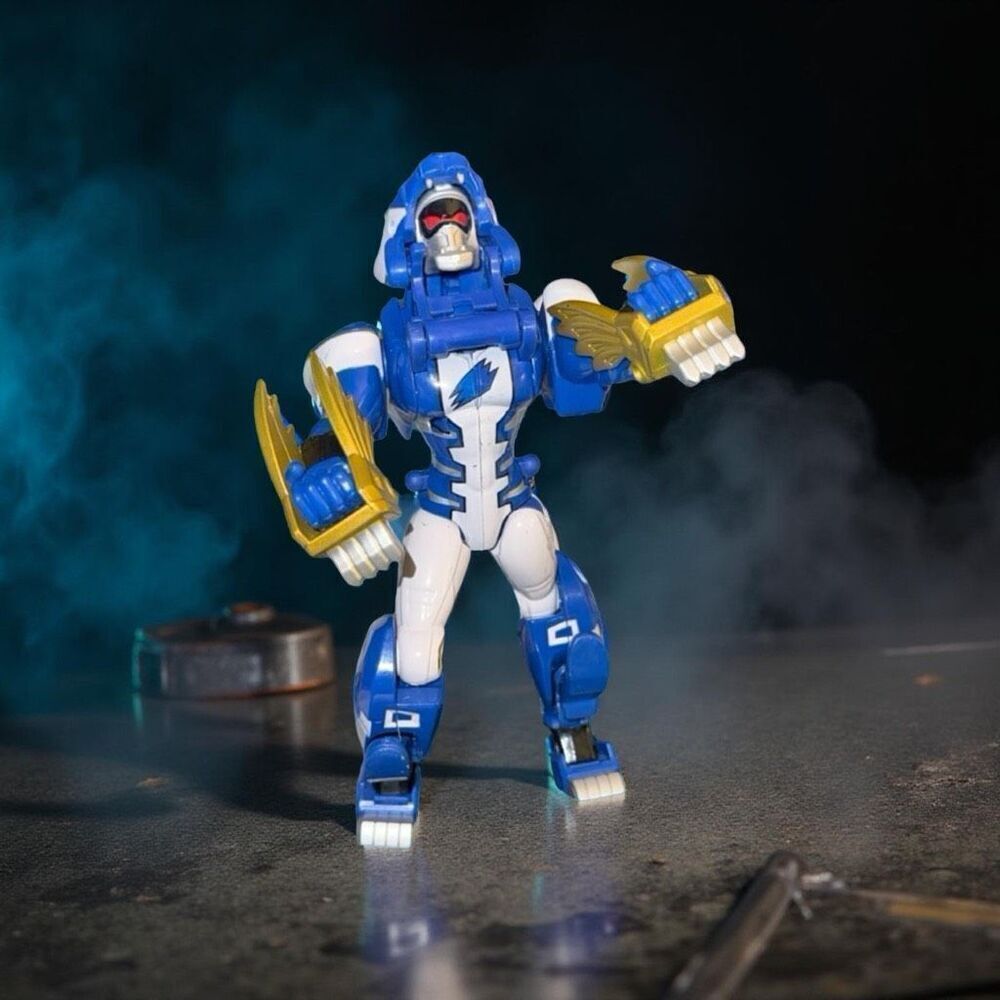 Bandai Power Rangers Jungle Fury Deluxe Blue Jaguar Animorphin Transforms B2